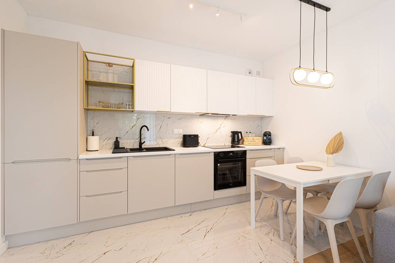 Ganze Wohnung, Ferienwohnung für 4 Personen mit Balkon in Bromberg, Kujawien-Pommern