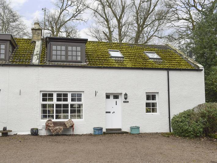 Glamping for 4 people, with garden in Fife region