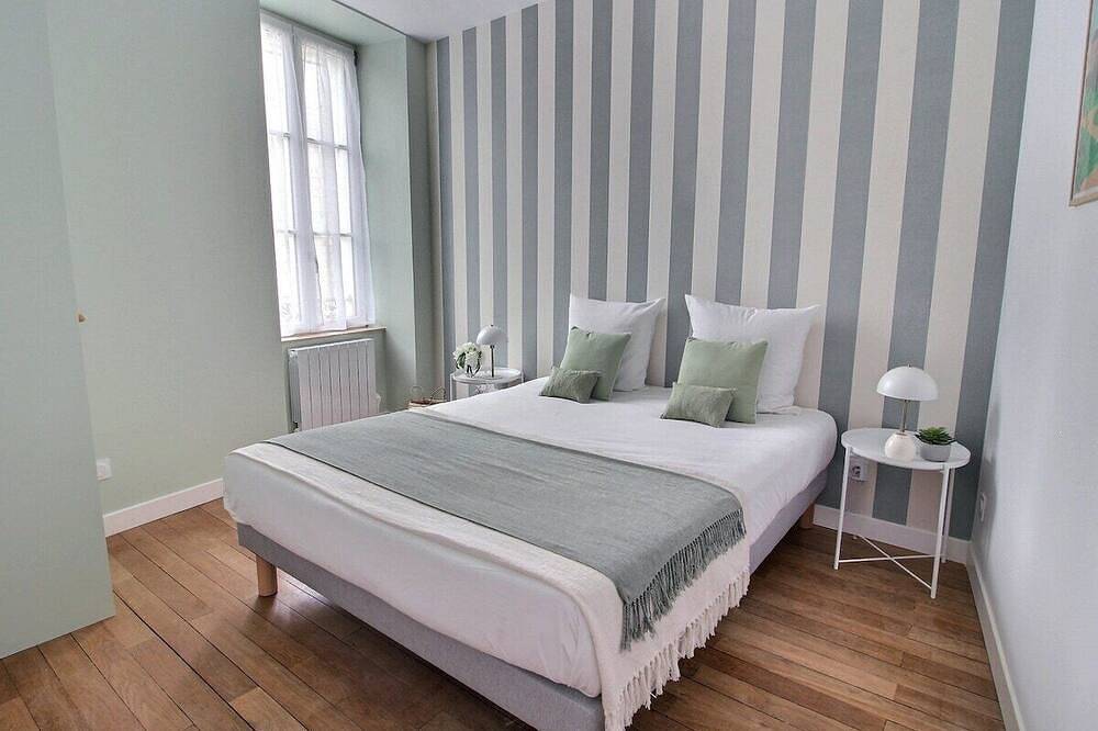 Entire apartment, Le Refuge des Bourbons in Bourges, Bourges region