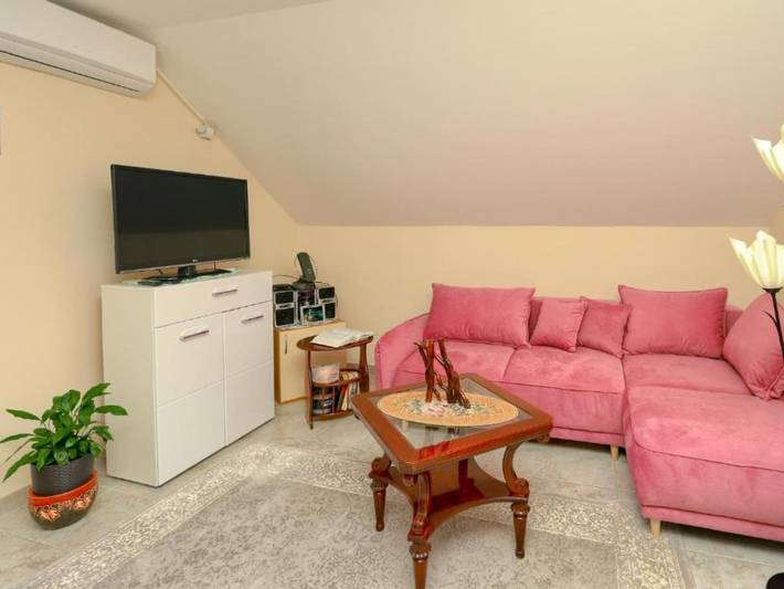 Apartamento para 6 personas, con balcón, Familias con niños en Montenegro