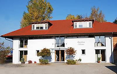 Gasthaus Schiff - Appartement Gästehaus "Sabrina" in Moos, Untersee
