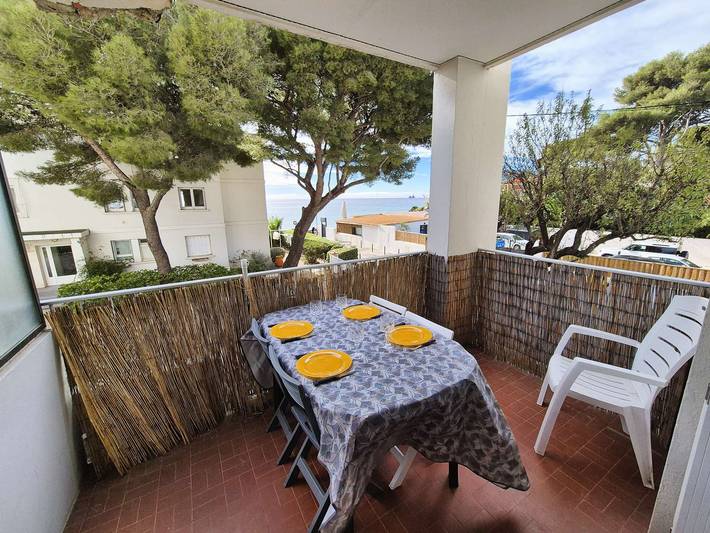 Gîte pour 5 personnes, avec balcon dans Plage des Sablettes - 2
