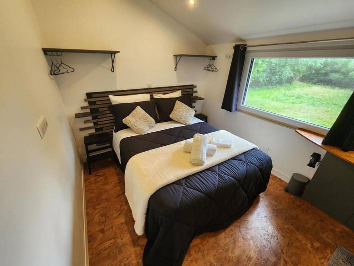 Gîte pour 4 personnes, avec terrasse et vue à Beaujeu-Saint-Vallier-Pierrejux-et-Quitteur - 4