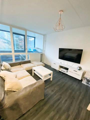 Cottage pour 2 personnes, avec balcon à Cenon