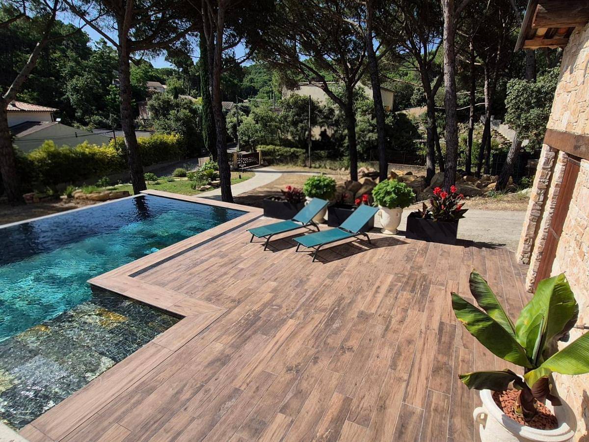 Maison indépendante de 26m2 avec Jardin, Climatisation et accès piscine l'été in Rochegude, Région de nyons