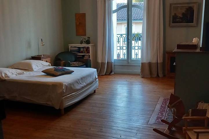 Location de vacances pour 12 personnes, avec terrasse et jardin à Colomiers - 4