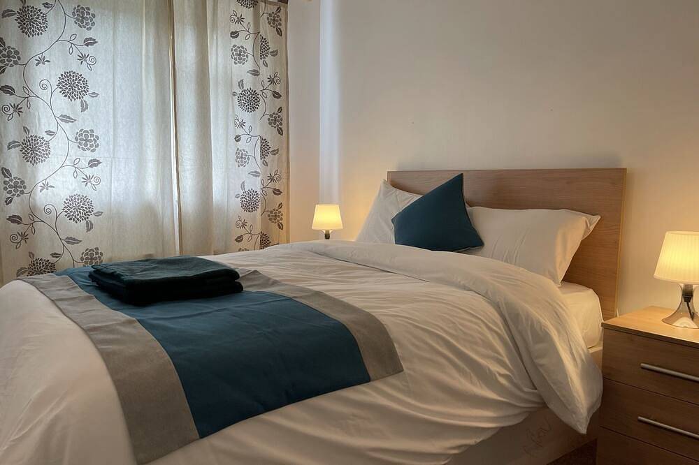 Eastside Professional Let - Durham in Durham, County Durham