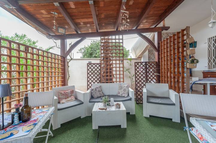 Il Marchese Mirante 'Room 4' with Shared Garden, Wi-Fi and Air Conditioning in Manduria, Gulf of Taranto