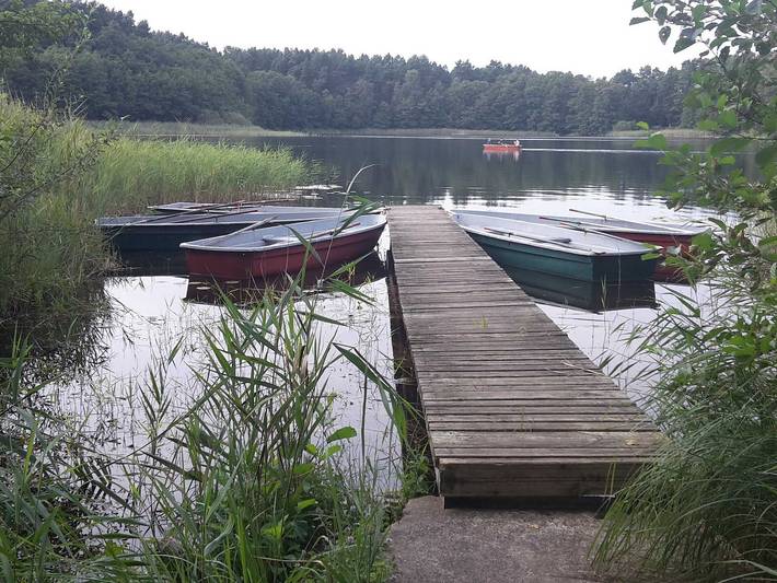 Bungalow für 4 Personen, mit Garten und Seeblick in Uckermark