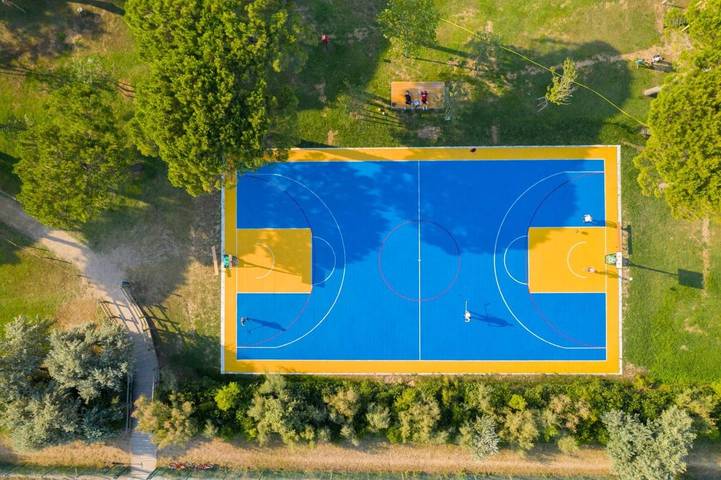 Camping für 6 Personen, mit Garten und Pool sowie Whirlpool und Sauna in Cavallino - 3