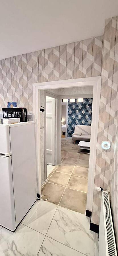 Gîte pour 5 personnes, avec vue à Égliseneuve-d'Entraigues