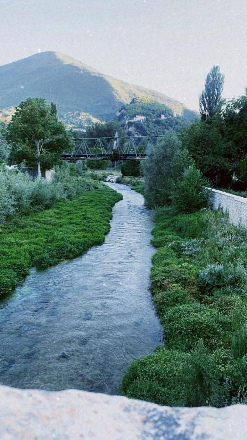 Appartamento per 17 persone, con Balcone e Terrazza nonché Giardino e Panorama a Cerreto di Spoleto