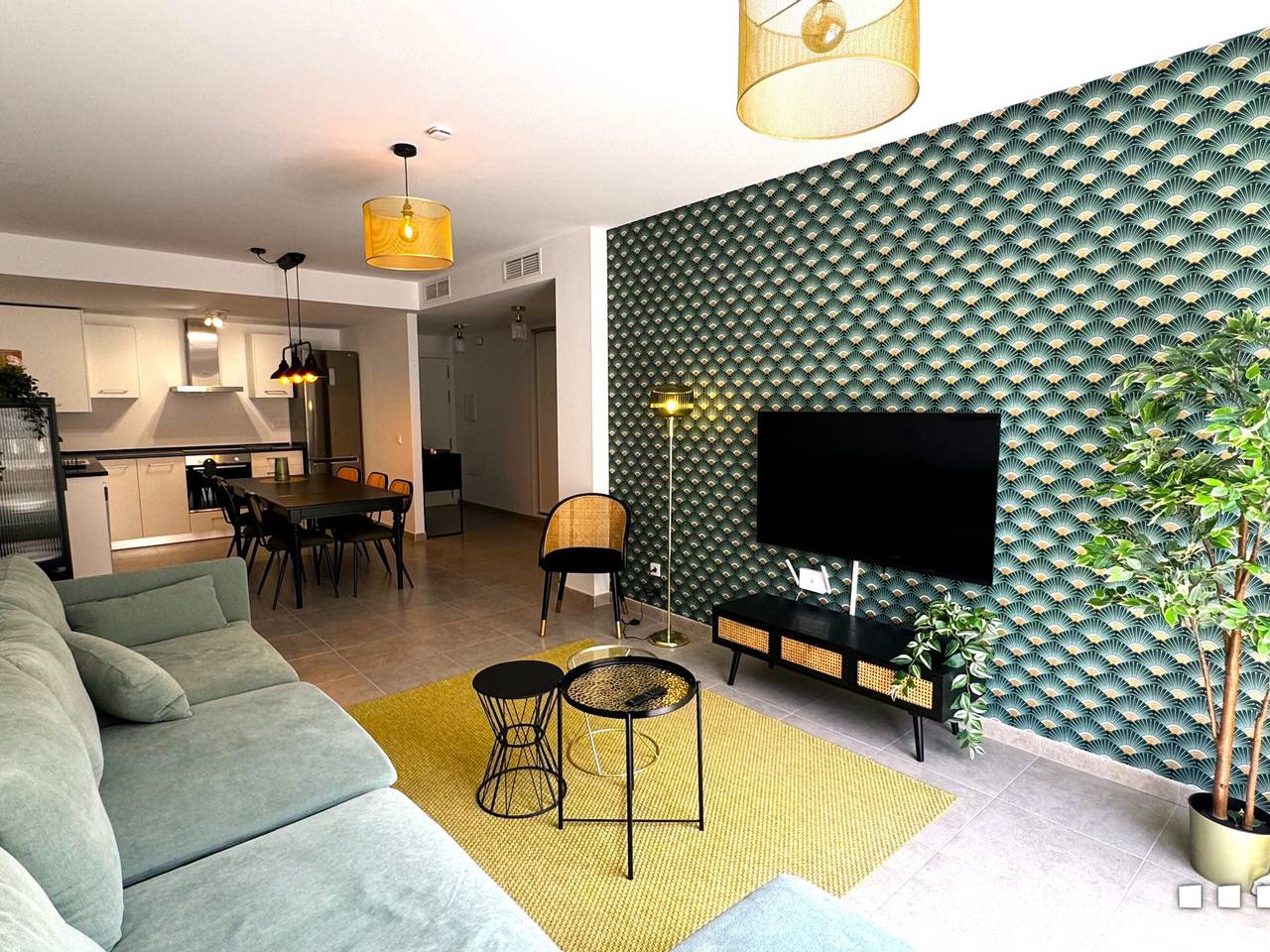 Apartamento entero, Moderno apartamento de 3 hab en Moraira con parking y aire acondicionado cerca de la playa in Club Moraira, Teulada