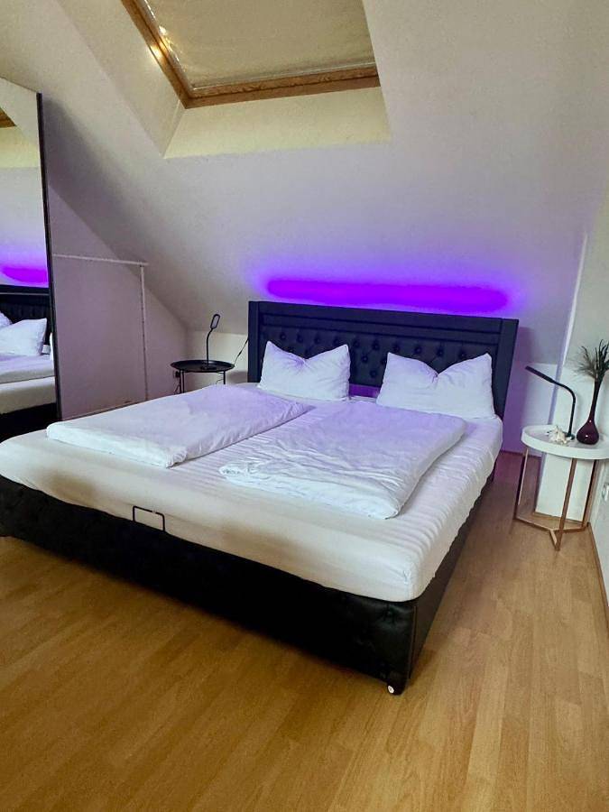 Ganze Wohnung, Helles Appartment, Wlan, Netflix, Nähe Chio in Würselen, Rheinland