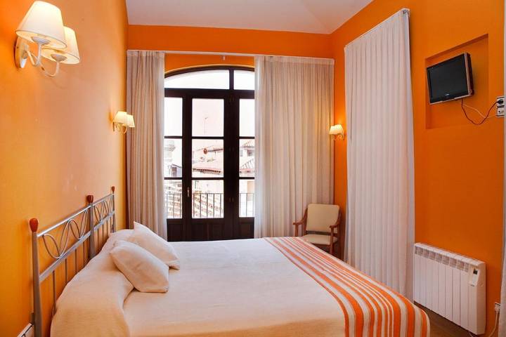 Casa rural para 3 personas, con Balcón además de Terraza y Vistas en Fermoselle