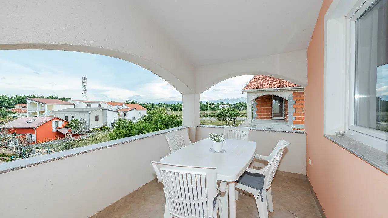 Appartamento vacanze a Vir a partire da 118€ a notte