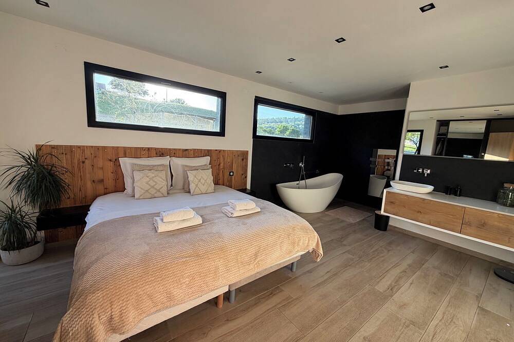 Maison Familiale 8 Personnes Avec Bain Nordique Kids Friendly in Saint-Nabord, Région d'Épinal