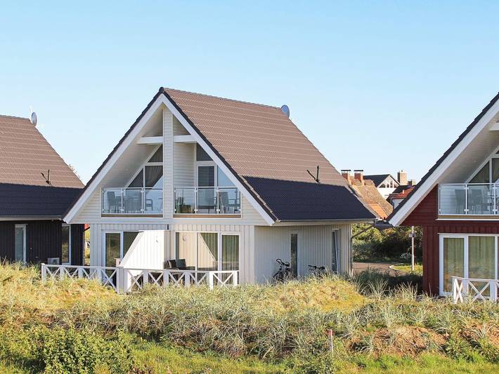 Ferienhaus für 4 Personen, mit Sauna und Balkon, kinderfreundlich an der Kieler Bucht