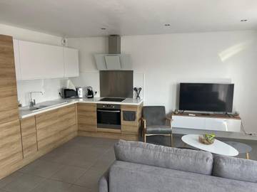 Gîte pour 6 personnes, avec terrasse dans Gare De Morieres Les Avignon