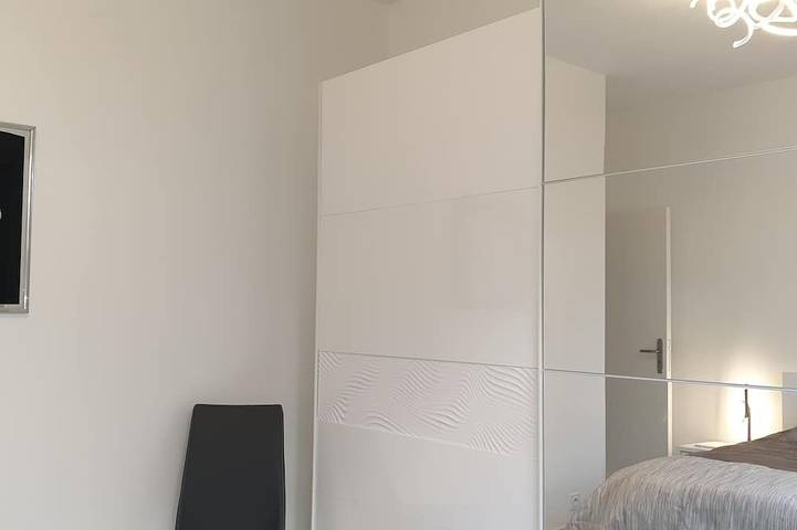 Location de vacances pour 8 personnes, avec terrasse et jardin à Lespignan - 4