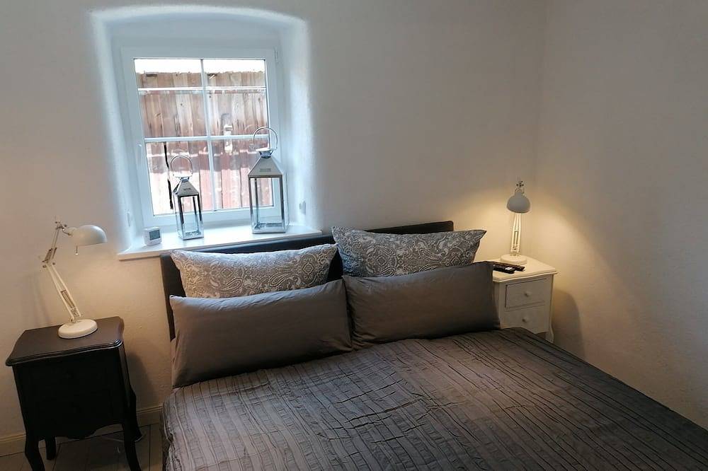 Ganze Wohnung, Ferienwohnung mit traumhafter Dachterrasse in Marktleugast, Oberes Maintal - Coburger Land