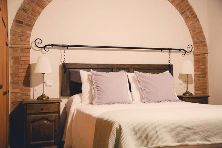 Casa de vacaciones para 7 personas, con piscina además de vistas y jardín, Se admiten mascotas en Tierra de Badajoz - 3