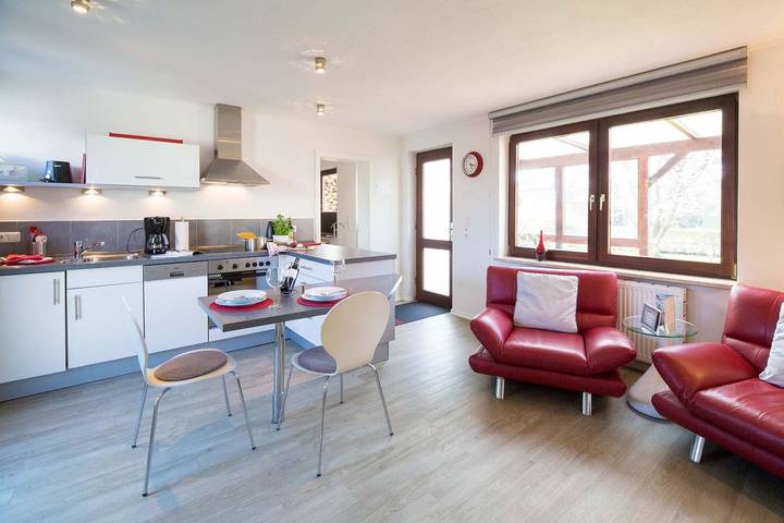 Ferienwohnung für 2 Personen, mit Terrasse und Garten in Kellenhusen, Südliche Ostseeküste