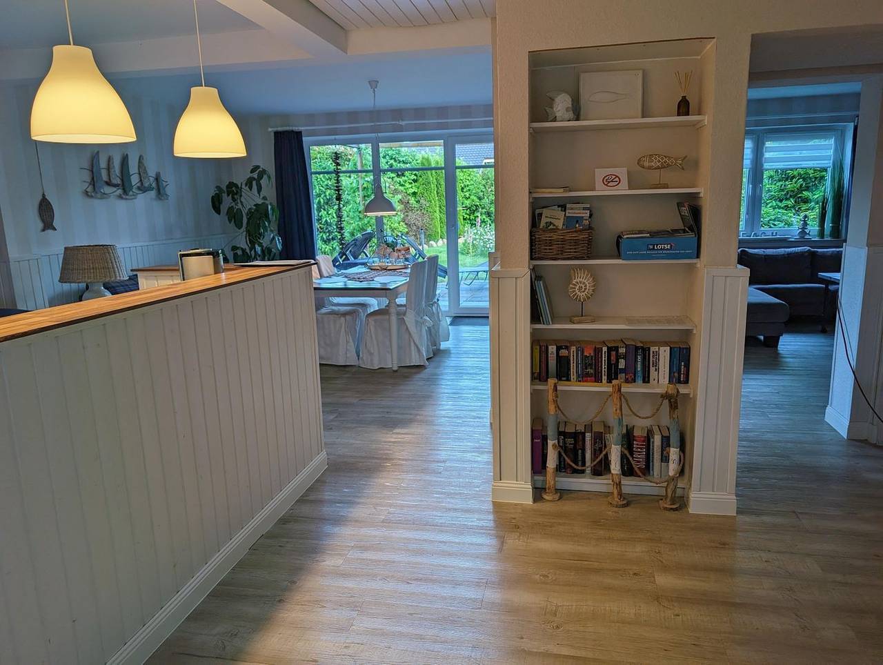 Ganze Wohnung, Ferienwohnung "Pfötchenparadies I" für 4 Erwachsene, 2 Kinder und 6 Hunde. in Langen (Geestland), Geestland