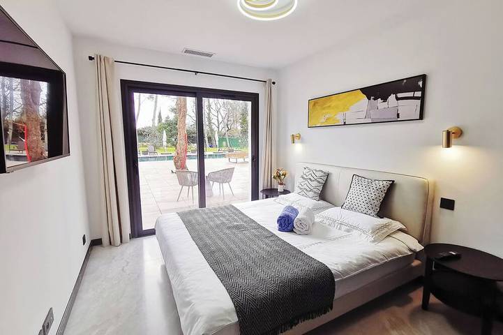 Chambre d’hôte pour 8 personnes, avec sauna ainsi que jacuzzi et jardin à Saint-Paul-en-Forêt - 2