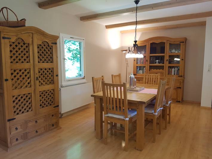 Ferienhaus Naturliebe 6000qm Parkgarten am Wald, umzäunt, Kamin, Sauna in Laubach, Landkreis Gießen