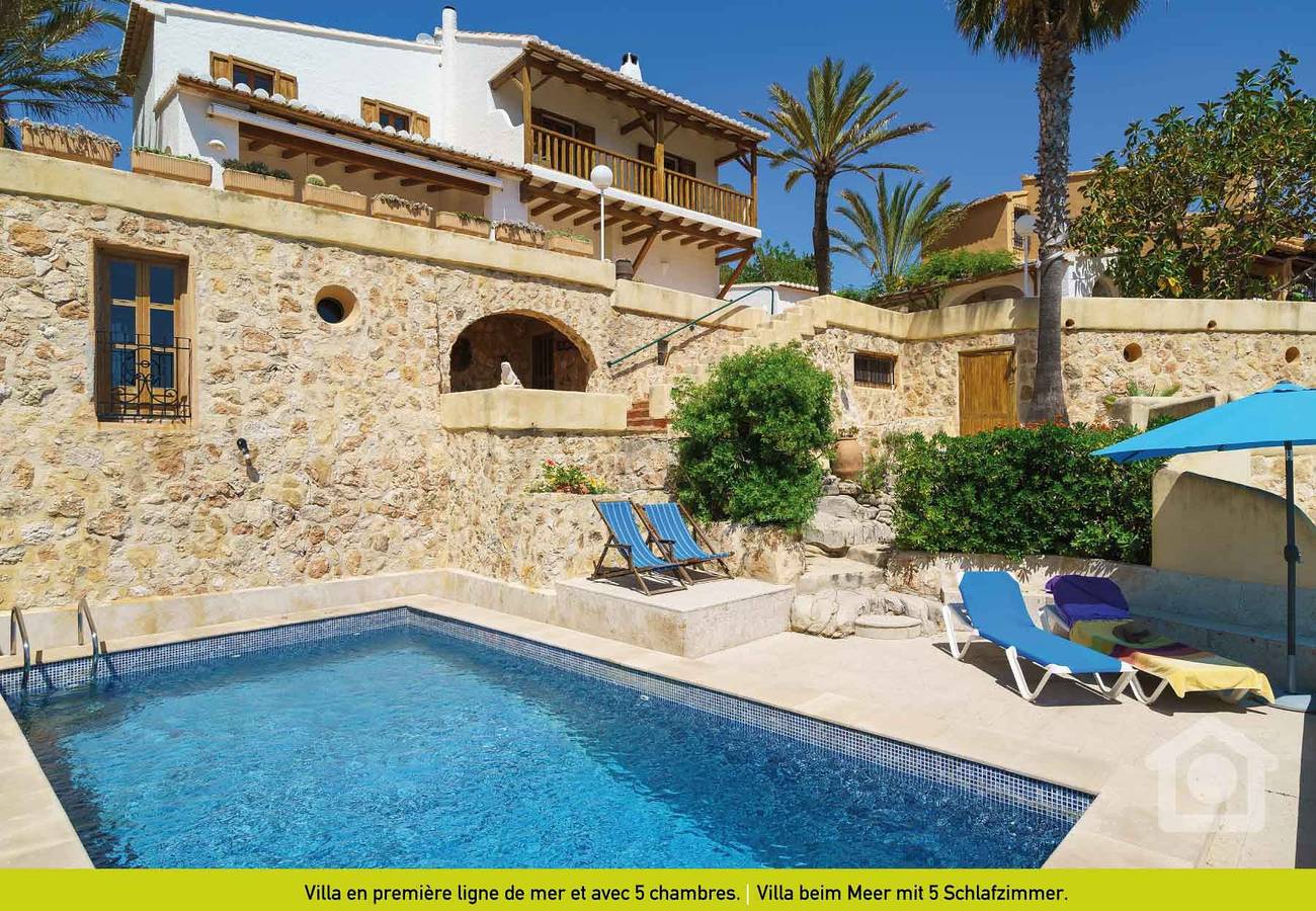 Villa for 10 people with balcony in Benissa, Costa Blanca
