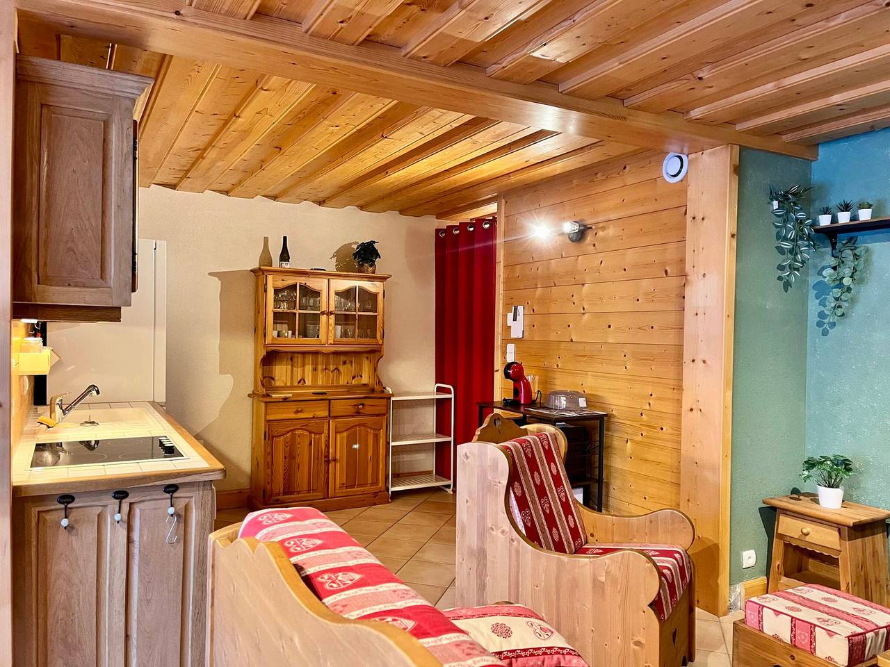 Ganze Wohnung, Gemütliches T2 mit Garten, Haustiere erlaubt in Samoëns, Region Bonneville