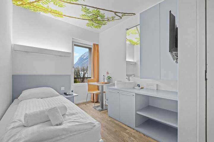 Chaleureuse chambre simple au coeur de Sierre in Sierre, Région de Sion-Sierre