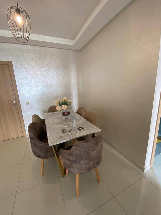 Gîte pour 4 personnes, avec terrasse ainsi que piscine et jacuzzi dans Mansouria - 3