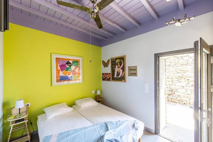 Maison d’hôte pour 2 personnes, avec vue et piscine ainsi que jardin et terrasse dans Syros - 2