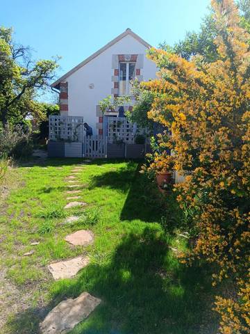 Gîte pour 2 personnes, avec terrasse, animaux acceptés à Lencloître