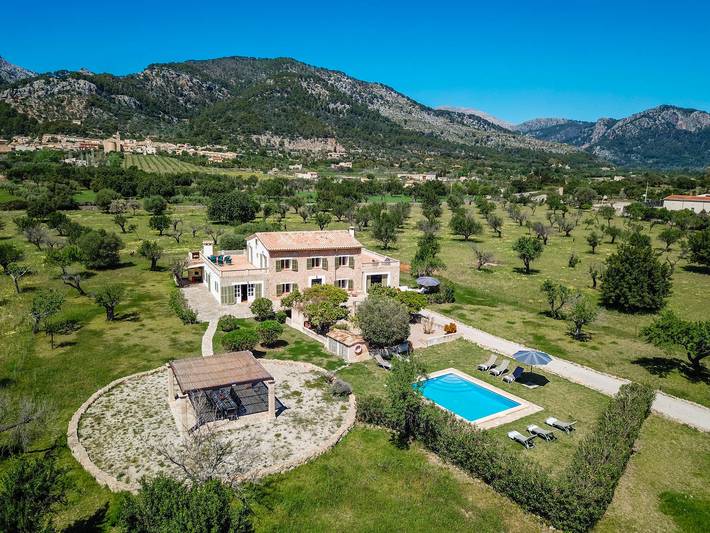 Villa pour 10 personnes, avec jardin et terrasse - 1