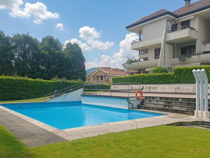 Casa vacanza per 2 persone, con piscina e giardino a Comune di Baveno