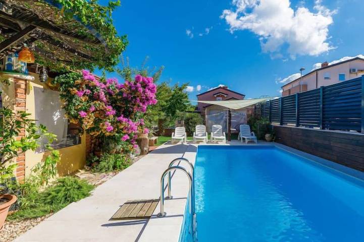 Apartamento de vacaciones para 4 personas, con balcón/terraza además de terraza y piscina, Se admiten mascotas - 1