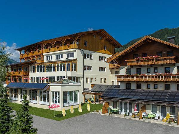 Romantik Suite Halbpension in Alpes de Gailtal, Obertilliach