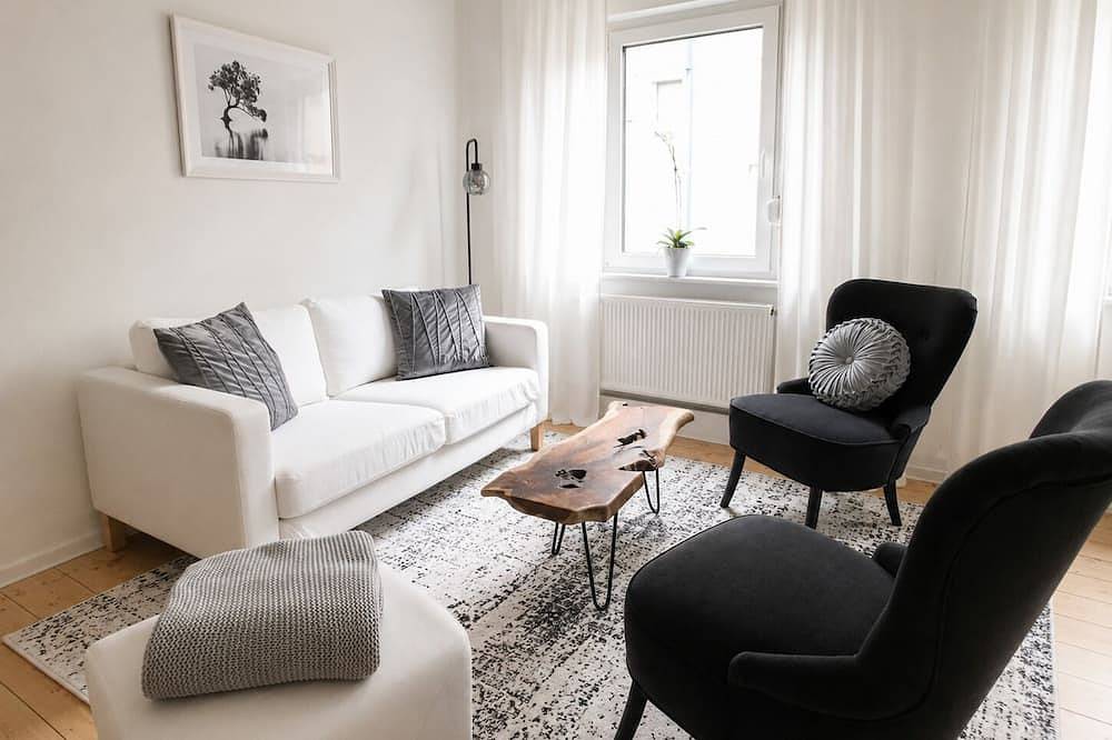 Ganze Wohnung, Stay 14 Residence - Apartment mit 2 Schlafzimmern in Gladenbach, Naturpark Lahn-Dill-Bergland