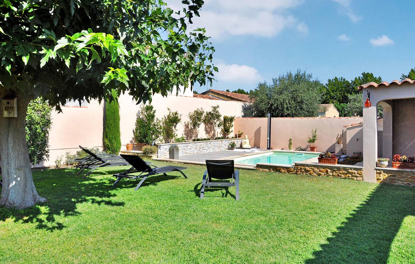 Gezellig appartement van 95 m² met AC, parkeerplaats, zwembad, internet - Le Pontet 2km in Vedène, Vaucluse