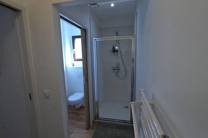 Chambre d’hôte pour 2 personnes, avec jardin à Manso (homonymie) - 4