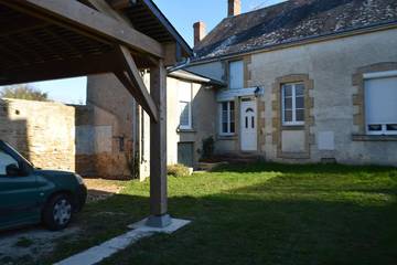Gîte pour 5 personnes, avec jardin, animaux acceptés à La Châtre