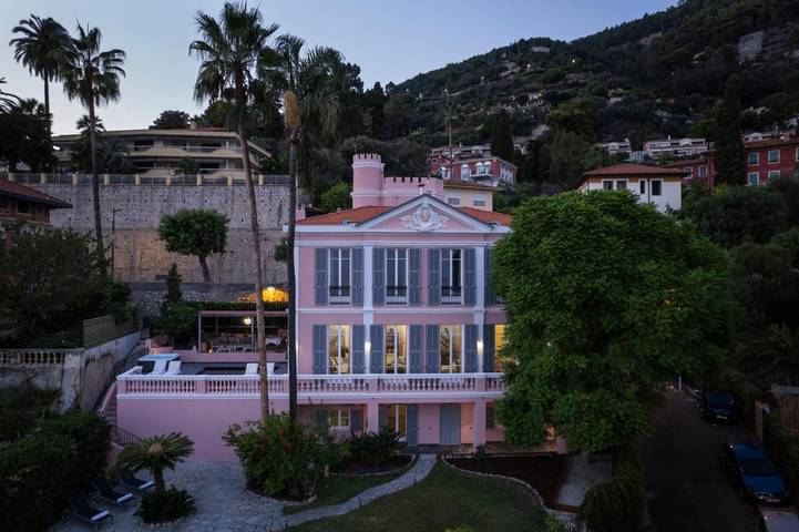 Villa pour 12 personnes, avec vue et jardin ainsi que sauna et piscine, animaux acceptés à Menton - 4