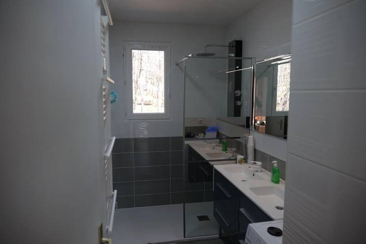 Location de vacances pour 6 personnes, avec vue et jardin, animaux acceptés à Saint-Cernin-de-Larche - 2