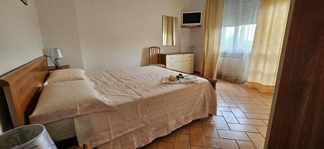 Gîte pour 4 personnes, avec vue et jardin à Bevagna - 2