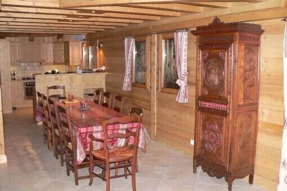 Les Houches, renovierter typischer Bauernhof, inklusive Haushalt und Wäsche, Concierge in Les Houches, Mont-Blanc-Massiv