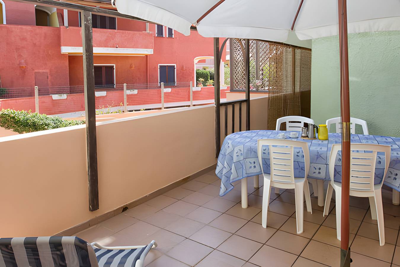 Dom dla 3 osób z balkon in Lu Bagnu, Castelsardo