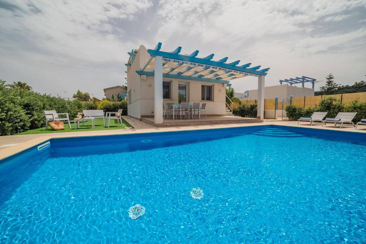 Villa Capri - Private pool in Spiaggia di Campofelice di Roccella (Campofelice di Roccella), Campofelice di Roccella